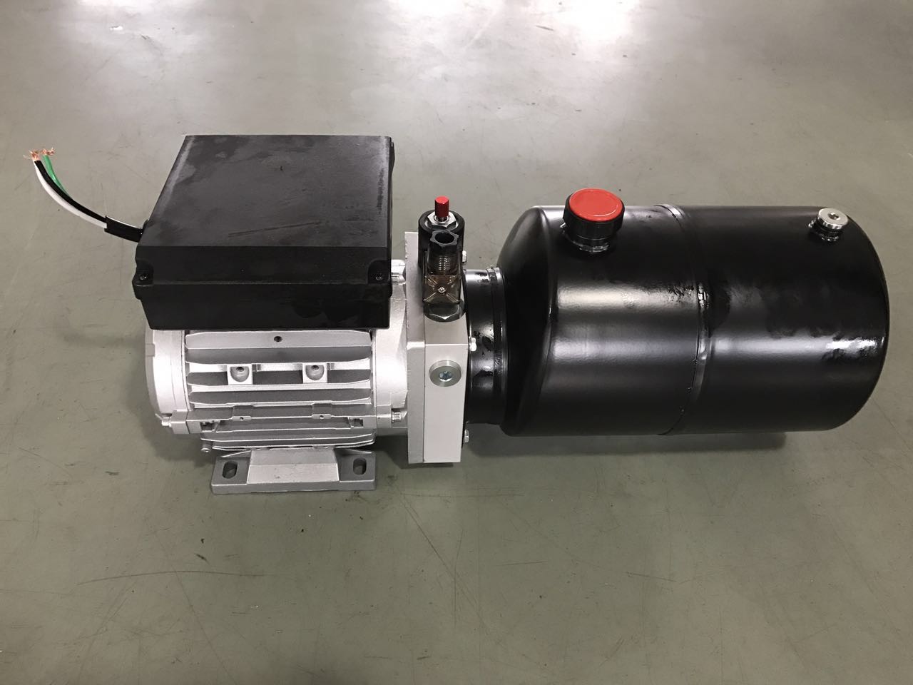 Hydraulic Power Unit Dock Leveler Hydraulic High Pressure Gear Pump AC380V 0.75KW Motor 2.1cc/R